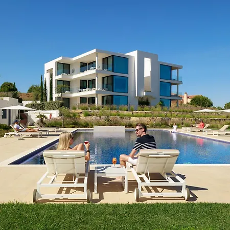 Апартаменты Monte Rei 2 Bed *