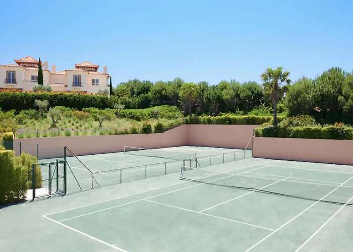 Monte Rei 2 Bed Apartment *